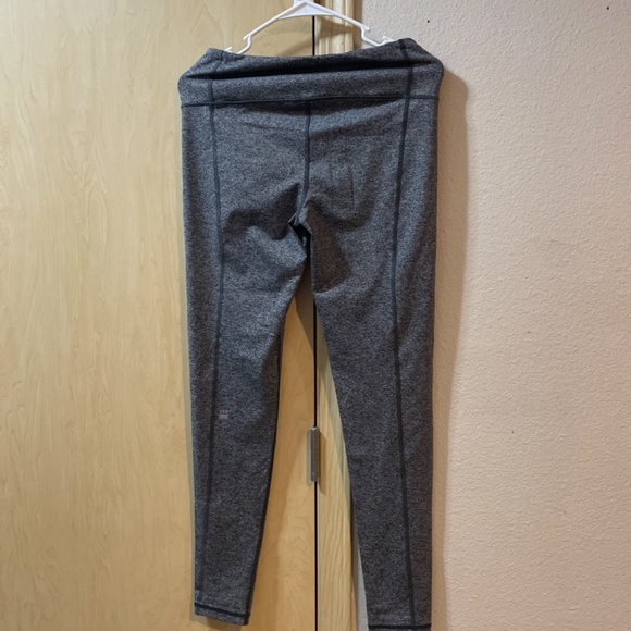 Women Small Victoria’s Secret Workout Pants Activewear Leggings Compression - Picture 3 of 4